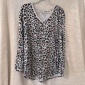 Leopard print top